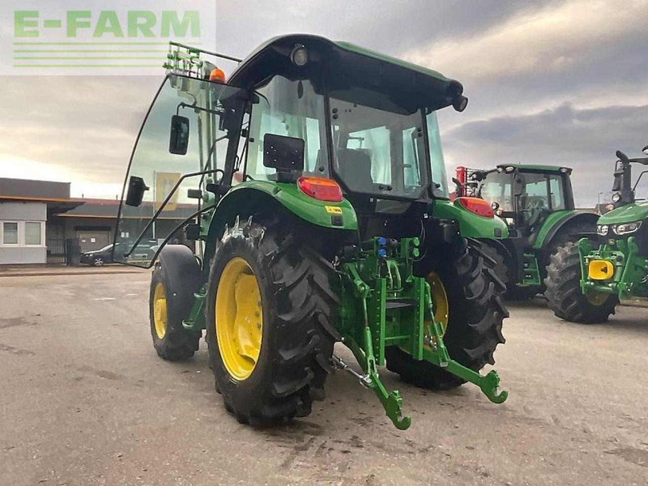 John Deere 5075 e - Tractor: foto 3 John Deere 5075 e - Tractor: foto 3