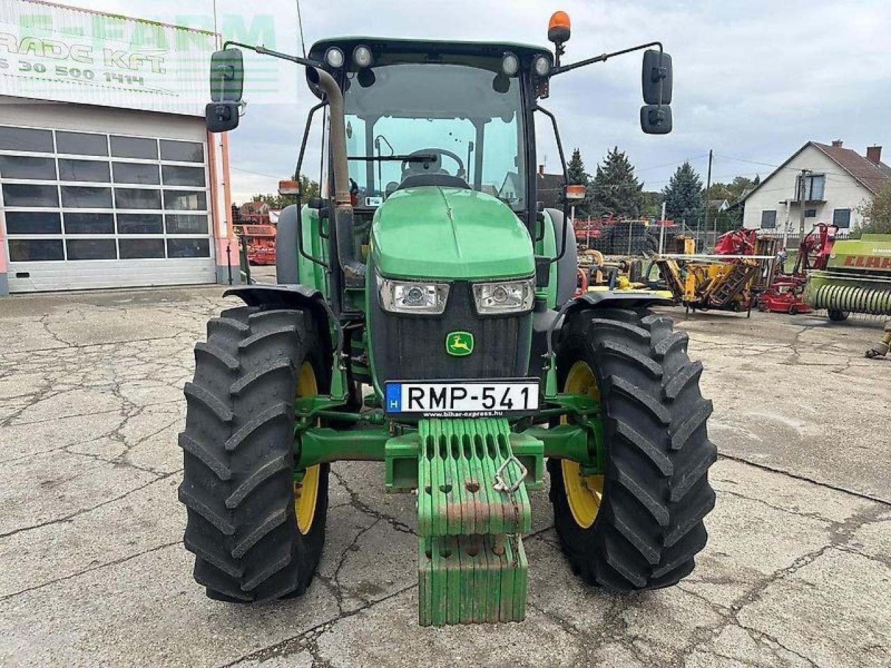 John Deere 5090m - Tractor: foto 2 John Deere 5090m - Tractor: foto 2