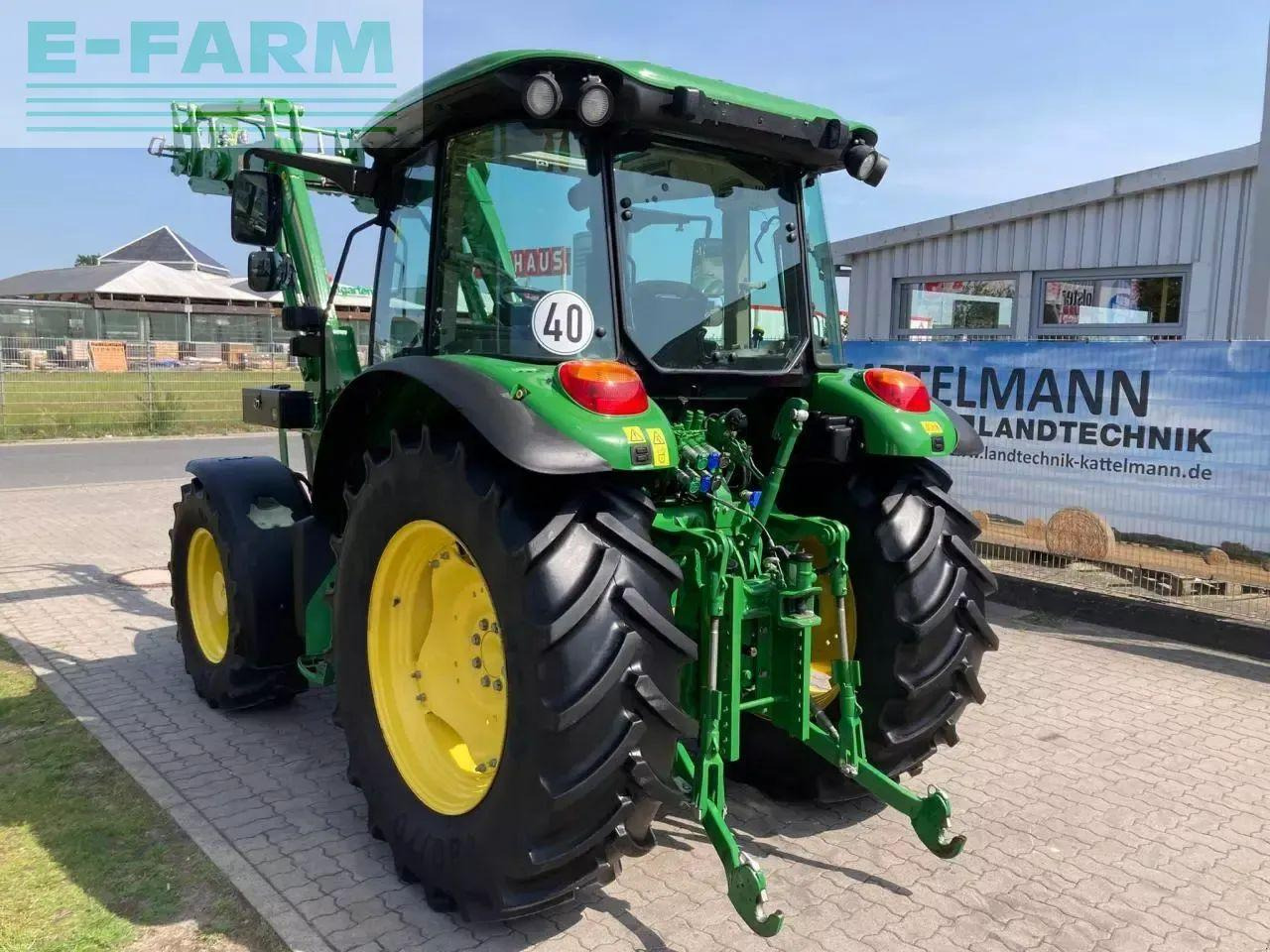 John Deere 5090m - Tractor: foto 4 John Deere 5090m - Tractor: foto 4