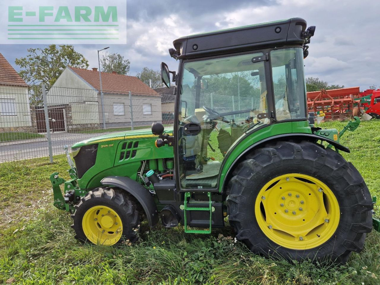 John Deere 5105GN - Tractor: foto 2 John Deere 5105GN - Tractor: foto 2