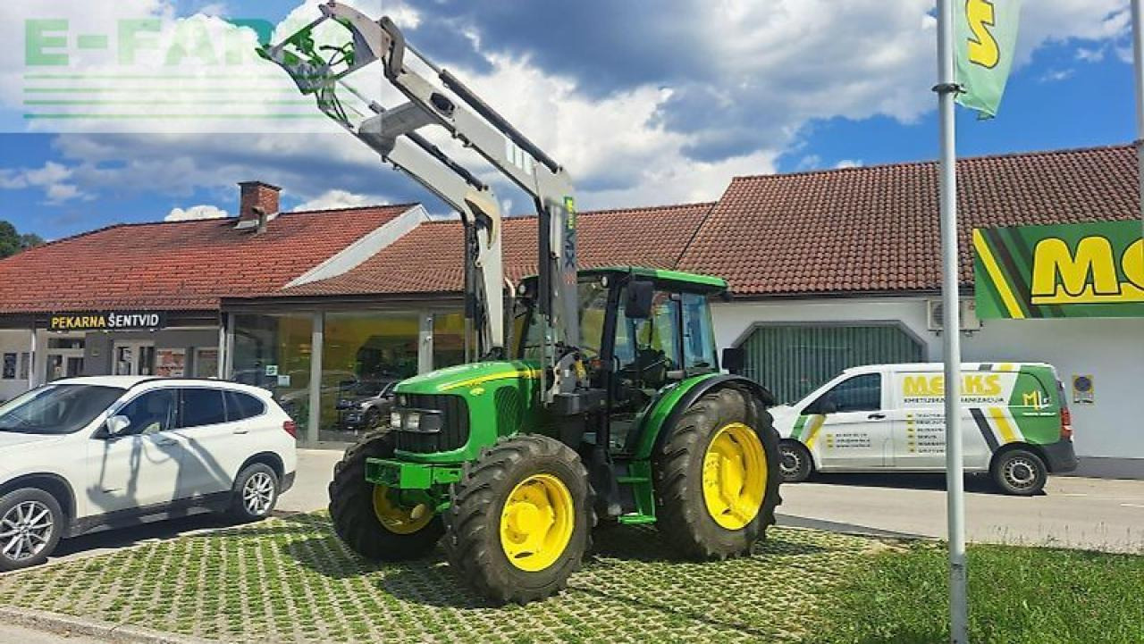 John Deere 5720 premium - Tractor: foto 2 John Deere 5720 premium - Tractor: foto 2