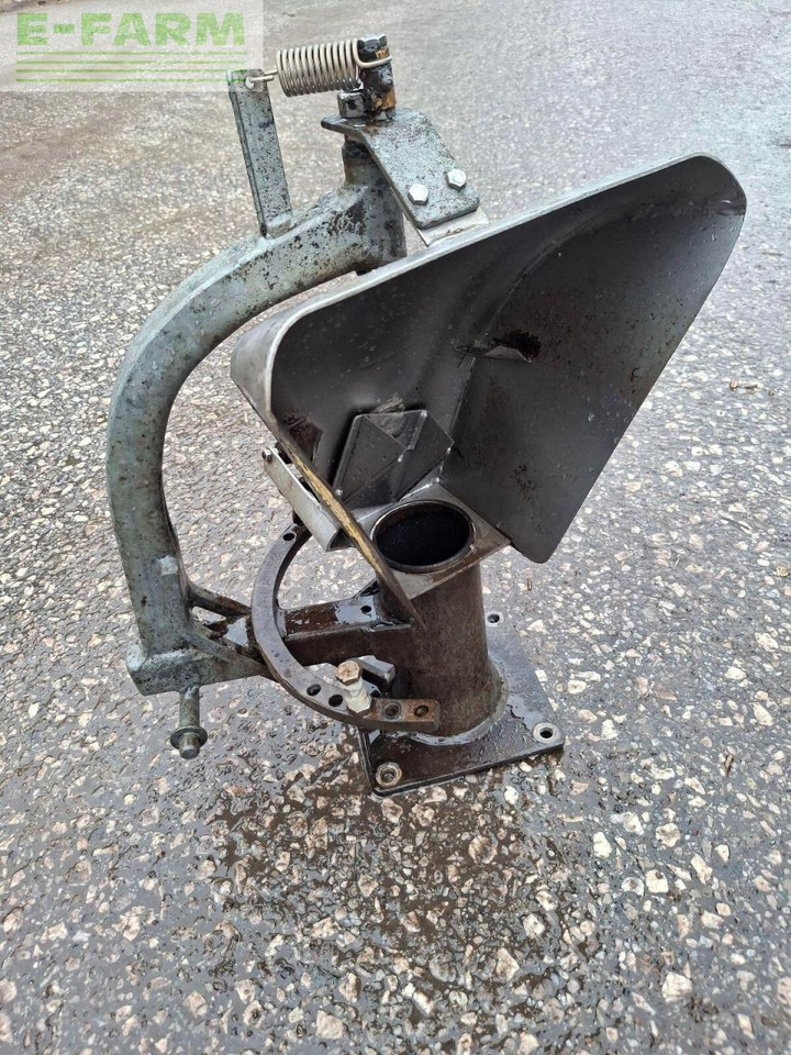 John Deere 6090m - Tractor: foto 1 John Deere 6090m - Tractor: foto 1