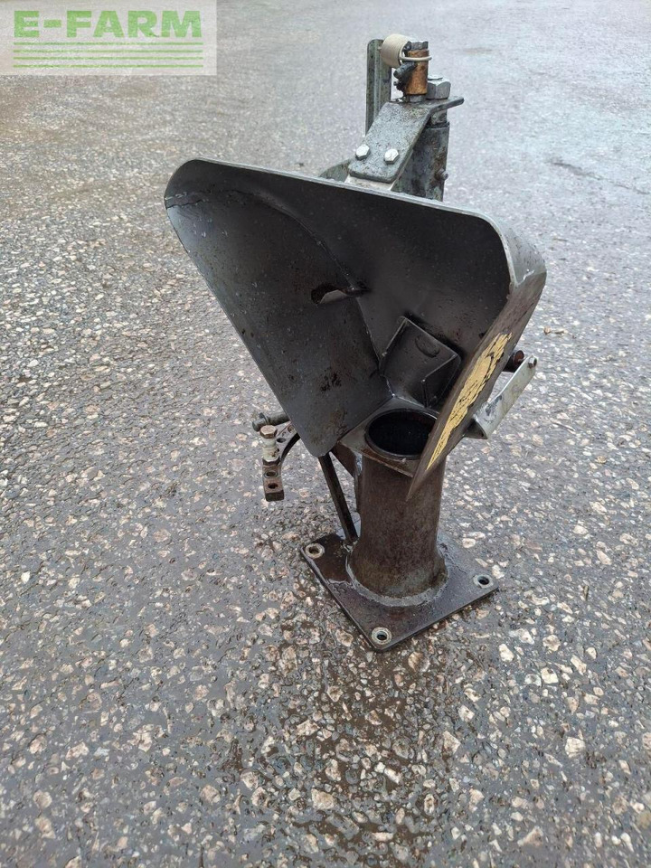 John Deere 6090m - Tractor: foto 2 John Deere 6090m - Tractor: foto 2