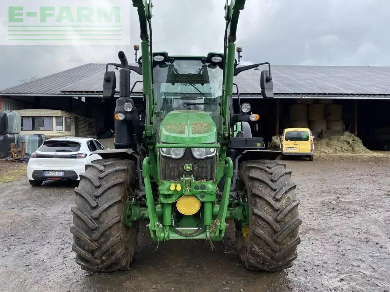 John Deere 6110m - Tractor: foto 2 John Deere 6110m - Tractor: foto 2