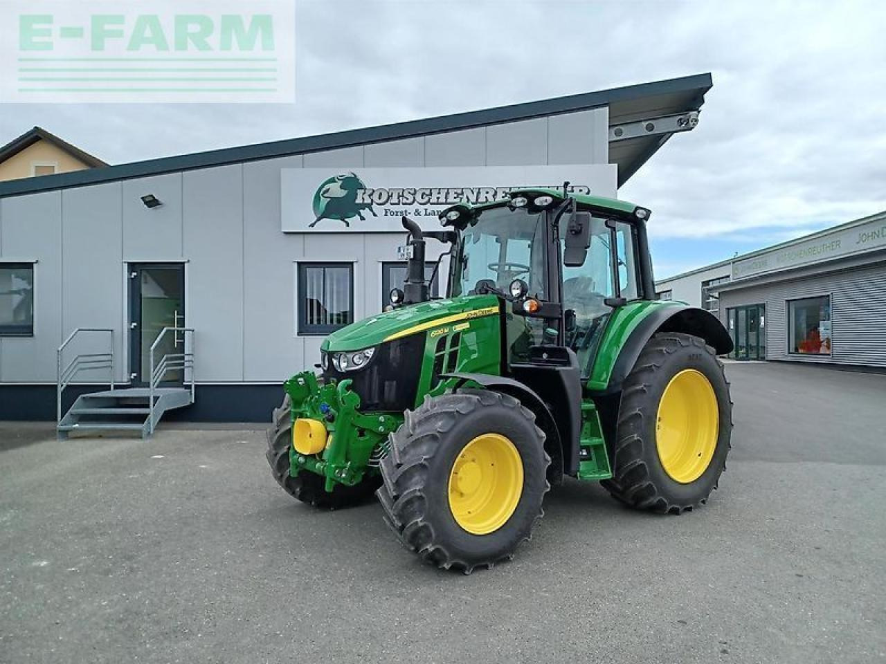 John Deere 6120m - Tractor: foto 1 John Deere 6120m - Tractor: foto 1