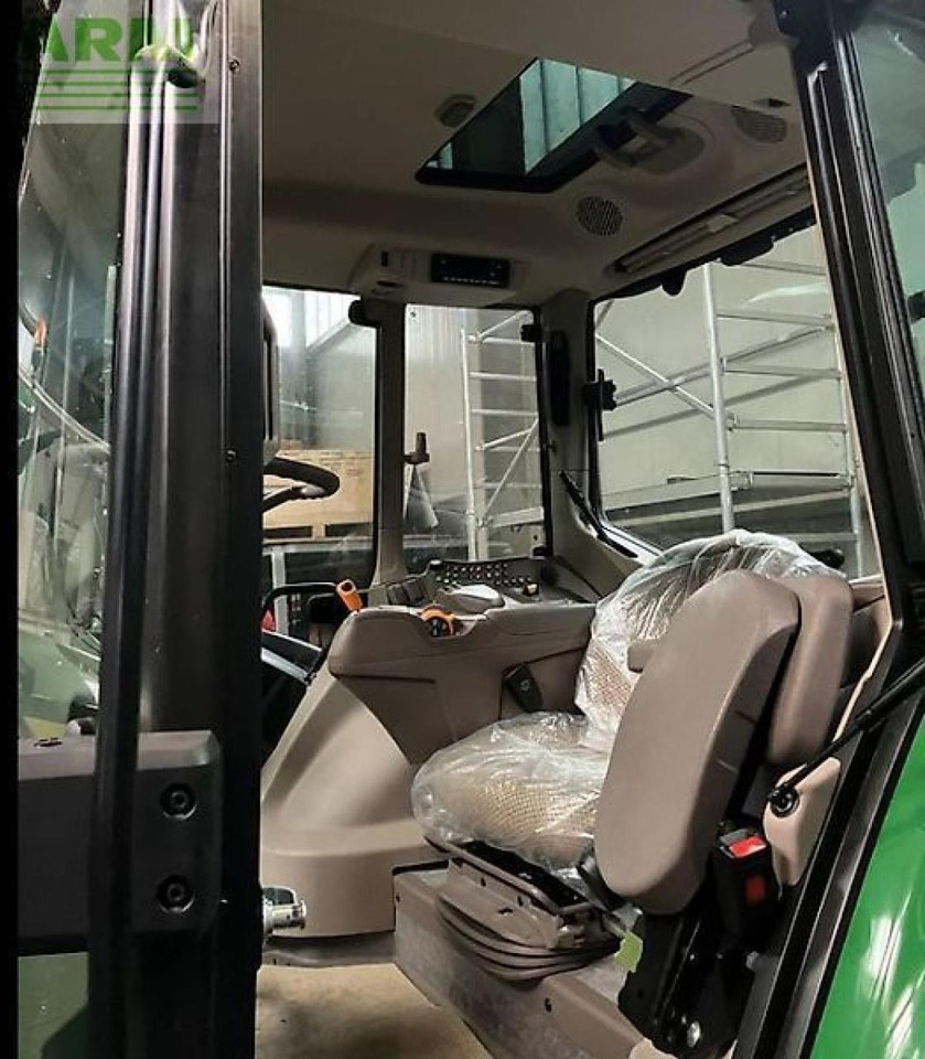 John Deere 6120m autopowr ivt 40 neu - Tractor: foto 4 John Deere 6120m autopowr ivt 40 neu - Tractor: foto 4