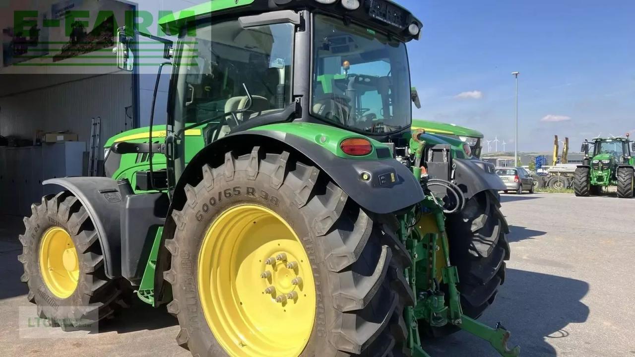 John Deere 6125r - Tractor: foto 4 John Deere 6125r - Tractor: foto 4
