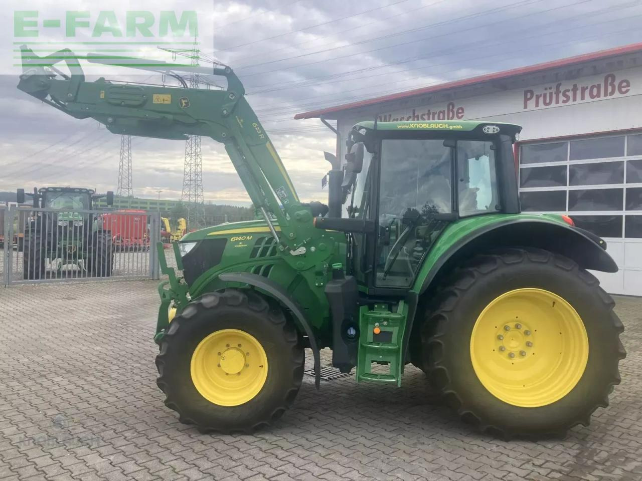 John Deere 6140m - Tractor: foto 1 John Deere 6140m - Tractor: foto 1