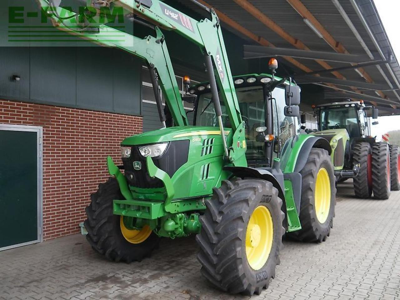 John Deere 6145r autoquad+ frontlader - Tractor: foto 3 John Deere 6145r autoquad+ frontlader - Tractor: foto 3