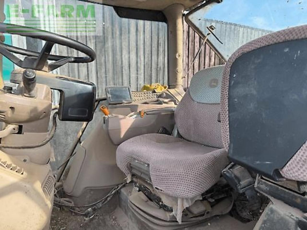 John Deere 6150r - Tractor: foto 5 John Deere 6150r - Tractor: foto 5