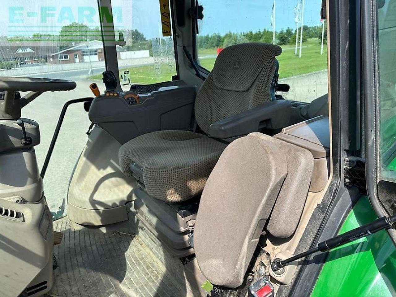 John Deere 6155m - Tractor: foto 4 John Deere 6155m - Tractor: foto 4