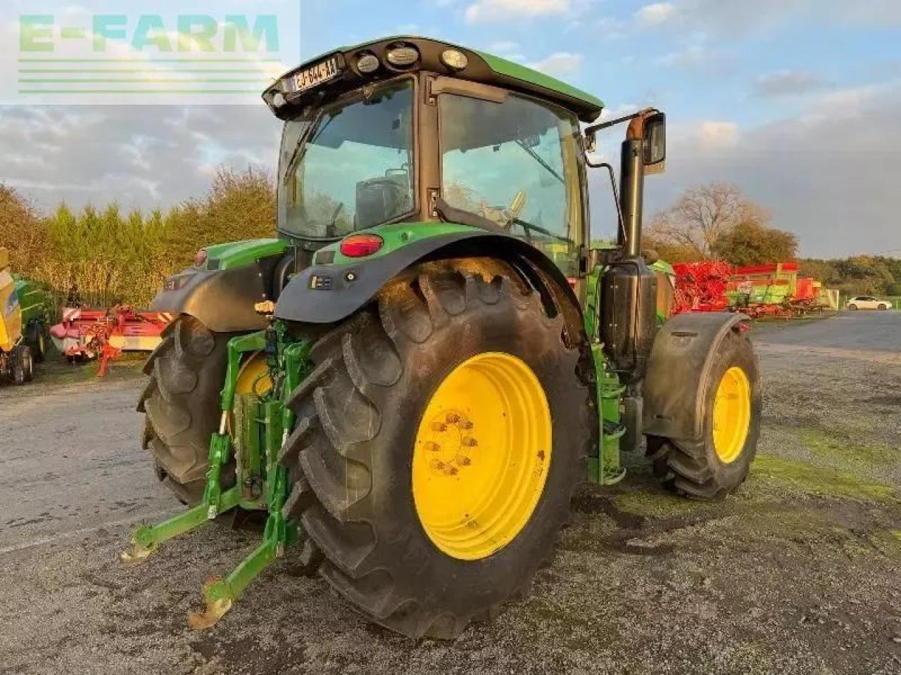 John Deere 6155r - Tractor: foto 4 John Deere 6155r - Tractor: foto 4