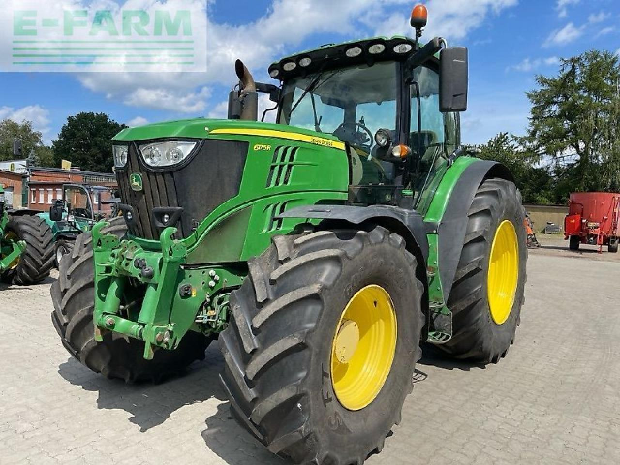 John Deere 6175 r - Tractor: foto 1 John Deere 6175 r - Tractor: foto 1