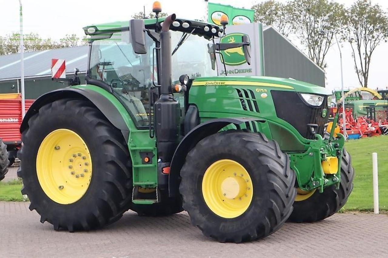 John Deere 6175r traktor - Tractor: foto 1 John Deere 6175r traktor - Tractor: foto 1