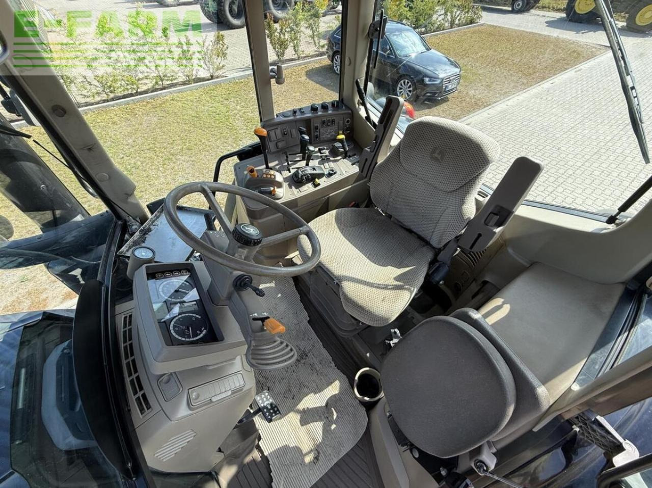 Tractor John Deere 6195m black: foto 15