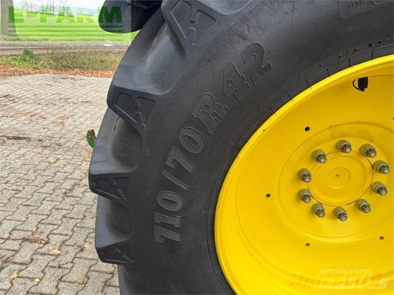 John Deere 6195r - Tractor: foto 4 John Deere 6195r - Tractor: foto 4