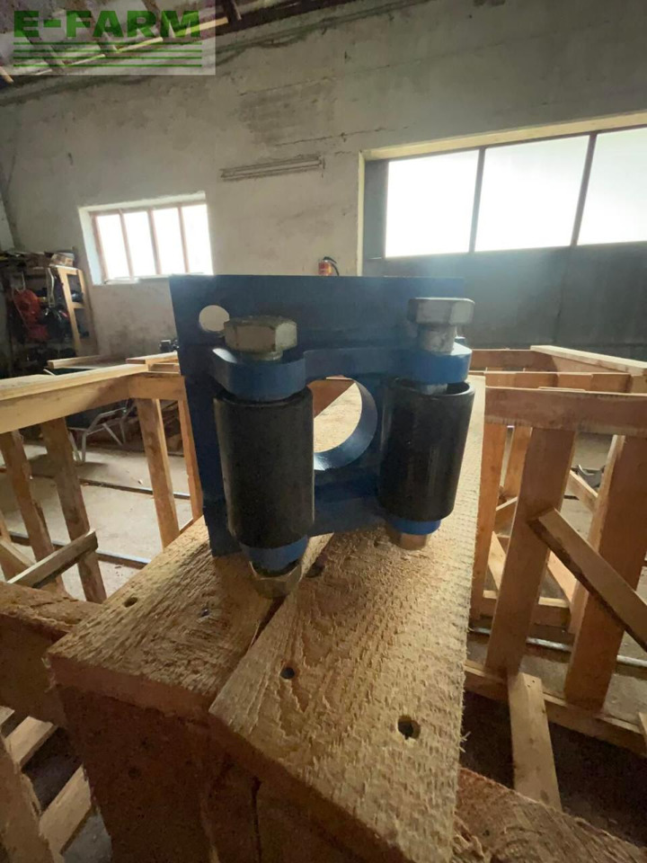 John Deere 6195r premium-edition - Tractor: foto 1 John Deere 6195r premium-edition - Tractor: foto 1