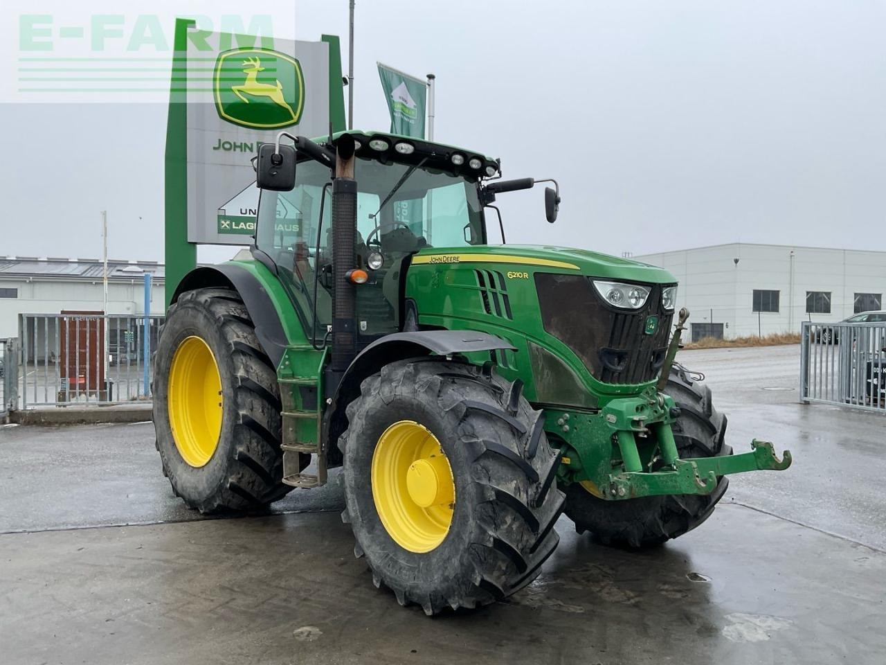 John Deere 6210R - Tractor: foto 4 John Deere 6210R - Tractor: foto 4
