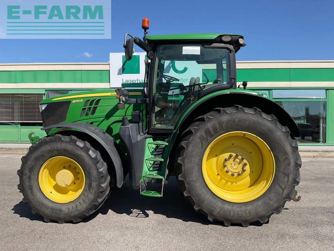 John Deere 6210R - Tractor: foto 2 John Deere 6210R - Tractor: foto 2