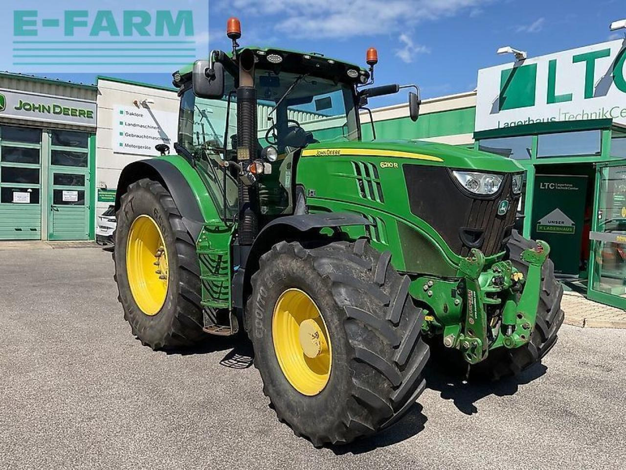 John Deere 6210r - Tractor: foto 2 John Deere 6210r - Tractor: foto 2