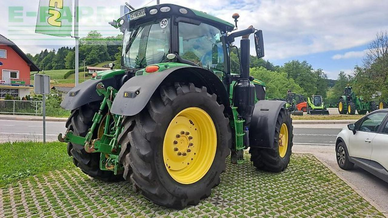 John Deere 6215r - Tractor: foto 5 John Deere 6215r - Tractor: foto 5