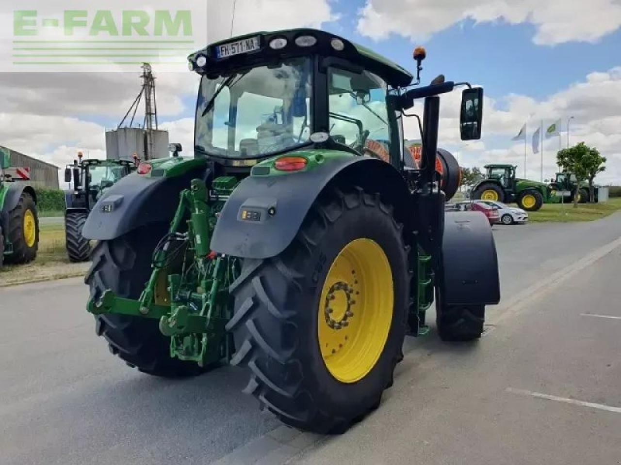 John Deere 6215r - Tractor: foto 3 John Deere 6215r - Tractor: foto 3