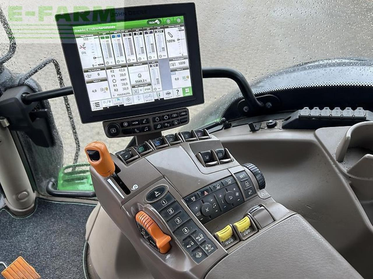 John Deere 6215r - Tractor: foto 3 John Deere 6215r - Tractor: foto 3