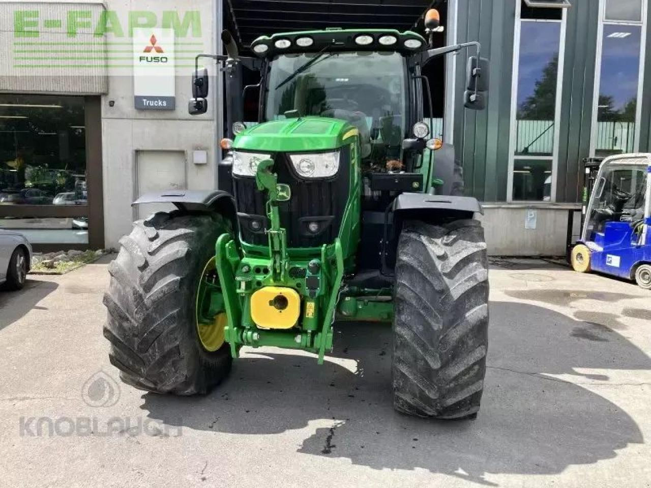 John Deere 6215r - Tractor: foto 1 John Deere 6215r - Tractor: foto 1