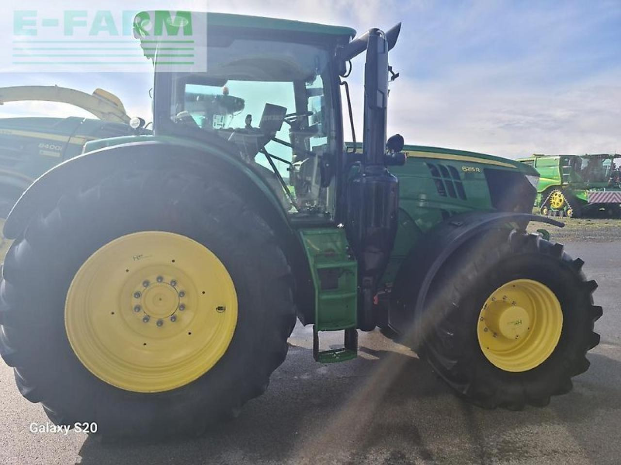 John Deere 6215r - Tractor: foto 3 John Deere 6215r - Tractor: foto 3