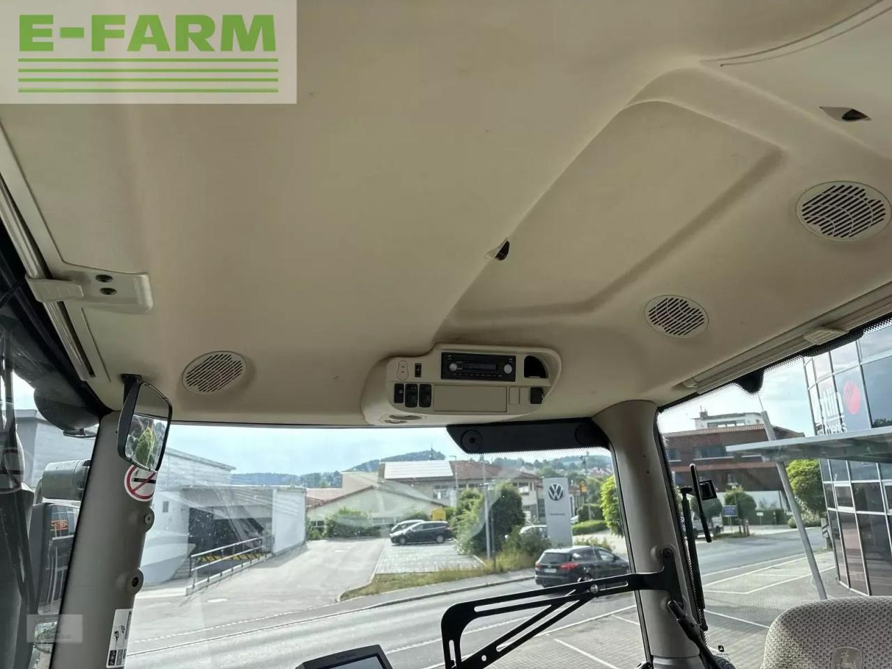Tractor John Deere 6215r: foto 10
