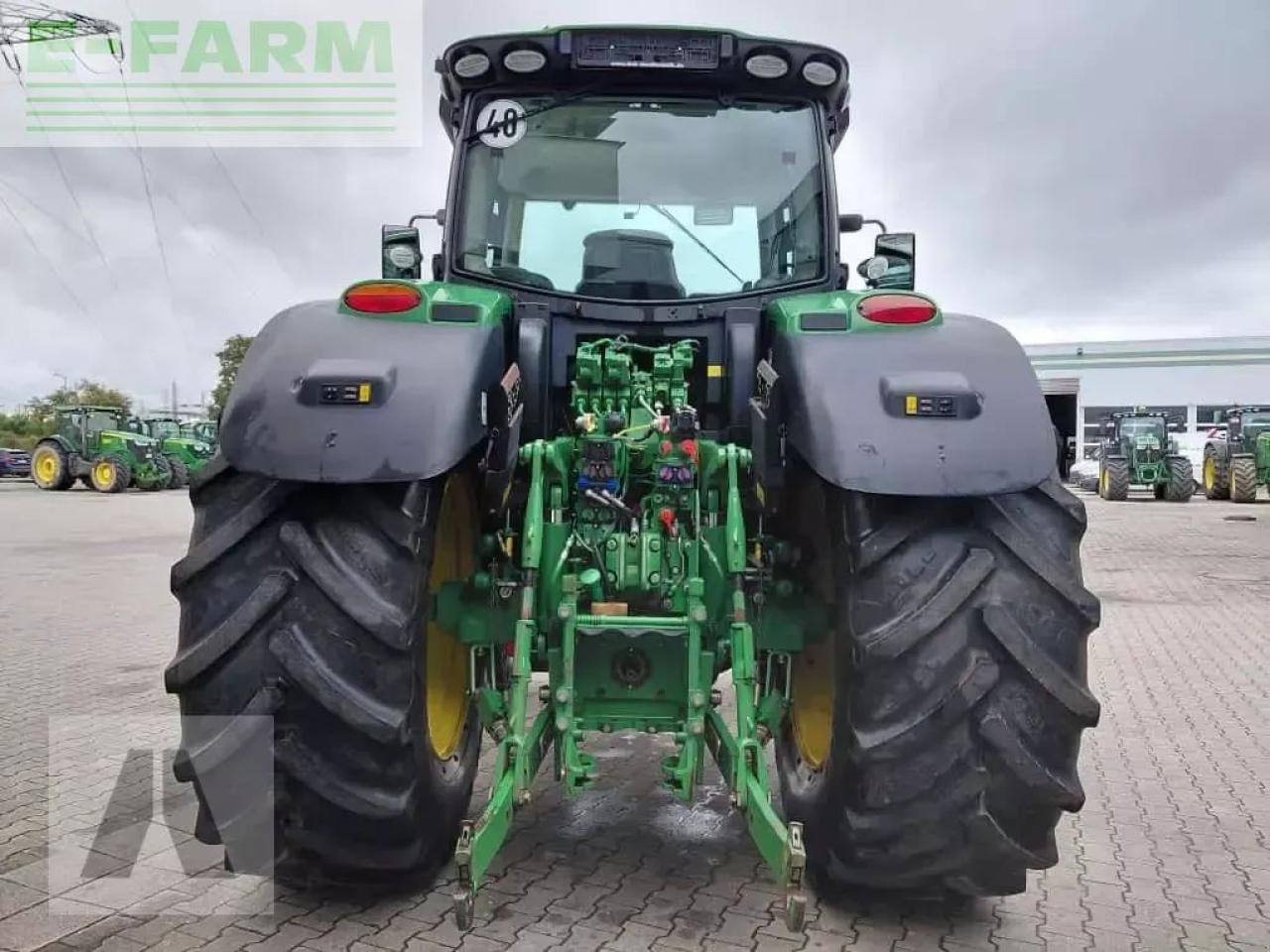 John Deere 6215r - Tractor: foto 4 John Deere 6215r - Tractor: foto 4