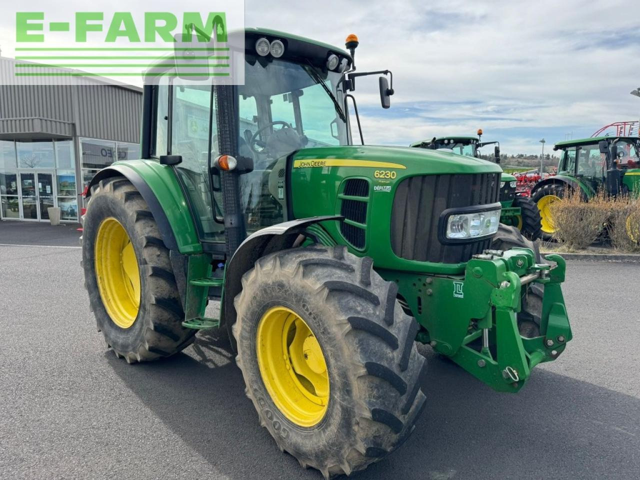 John Deere 6230 premium - Tractor: foto 1 John Deere 6230 premium - Tractor: foto 1