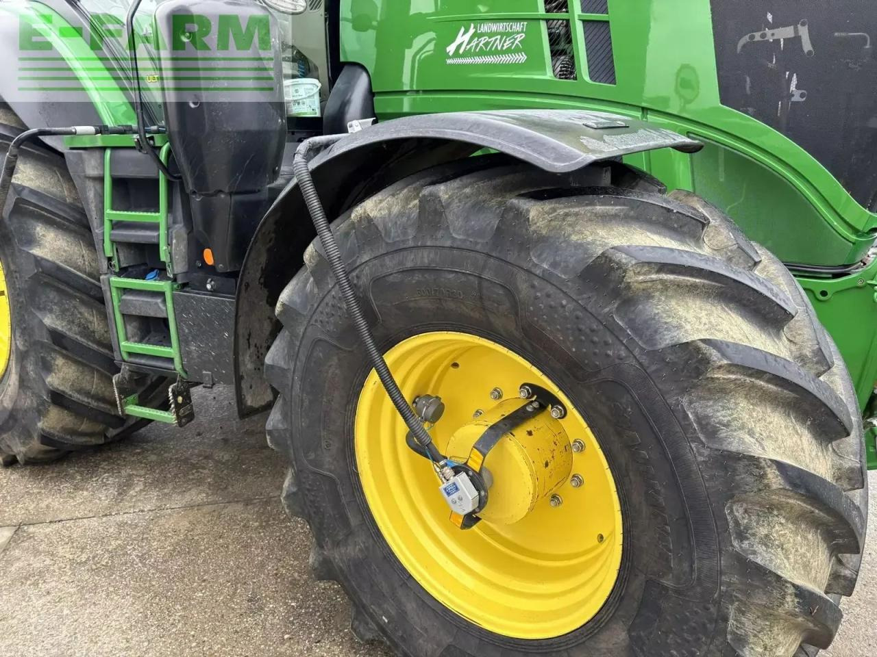 Tractor John Deere 6250r: foto 13
