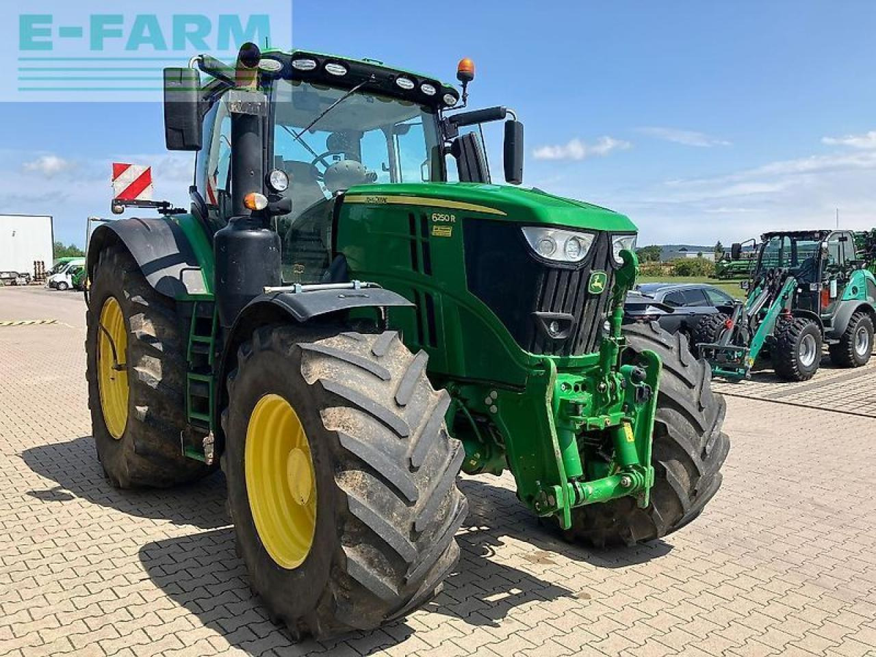 John Deere 6250r - Tractor: foto 1 John Deere 6250r - Tractor: foto 1