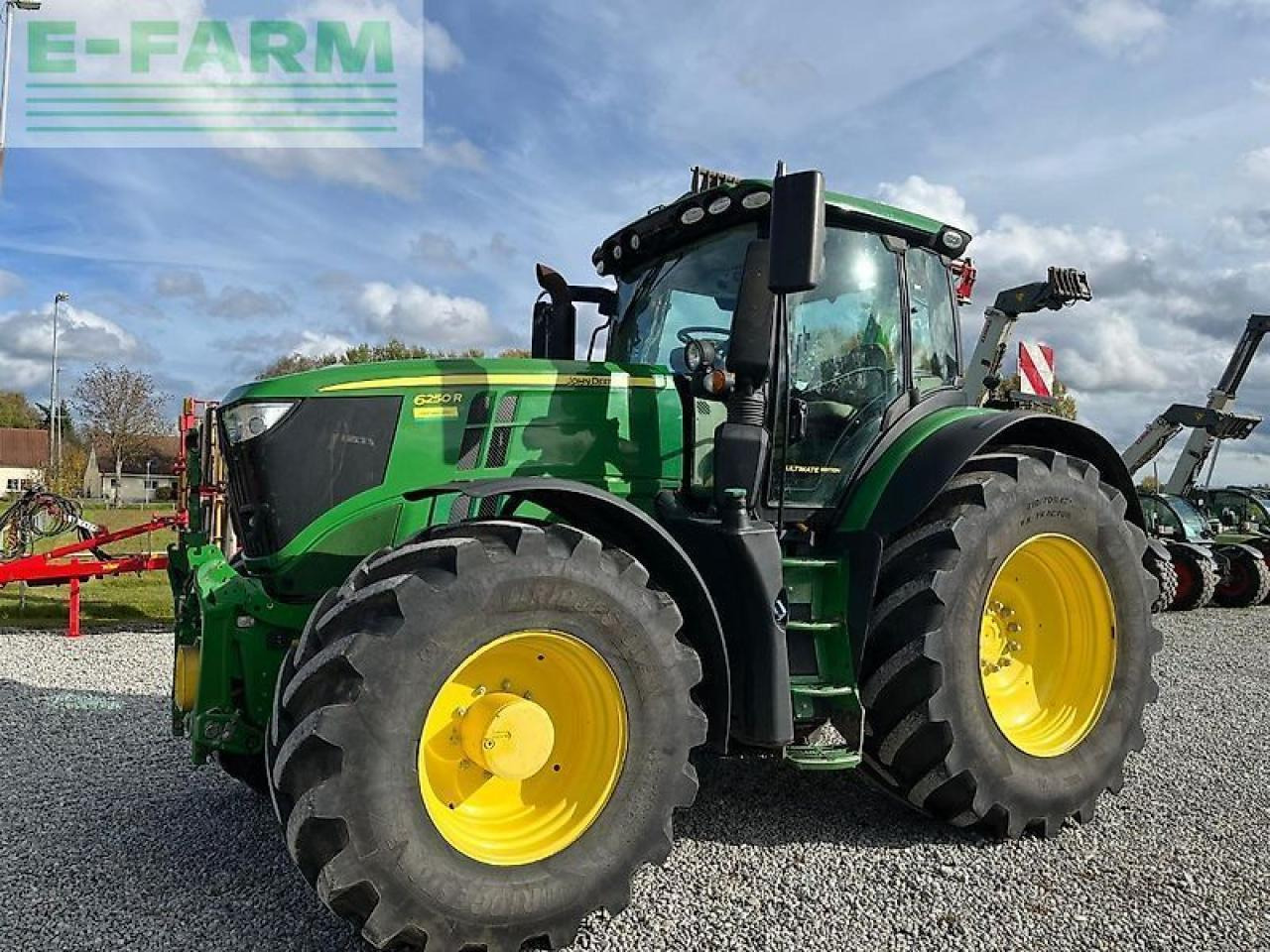 John Deere 6250r - Tractor: foto 1 John Deere 6250r - Tractor: foto 1
