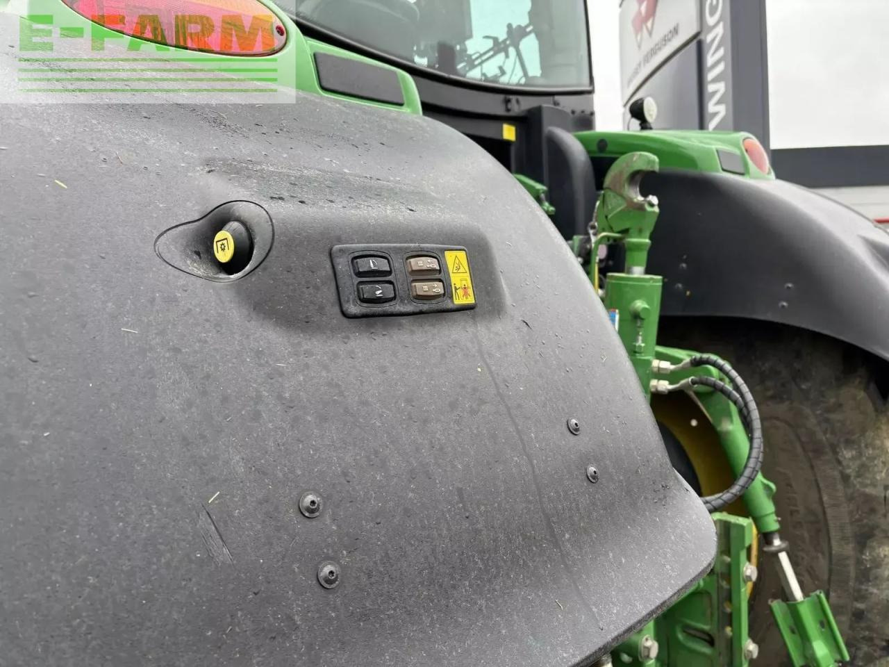 Tractor John Deere 6250r: foto 6
