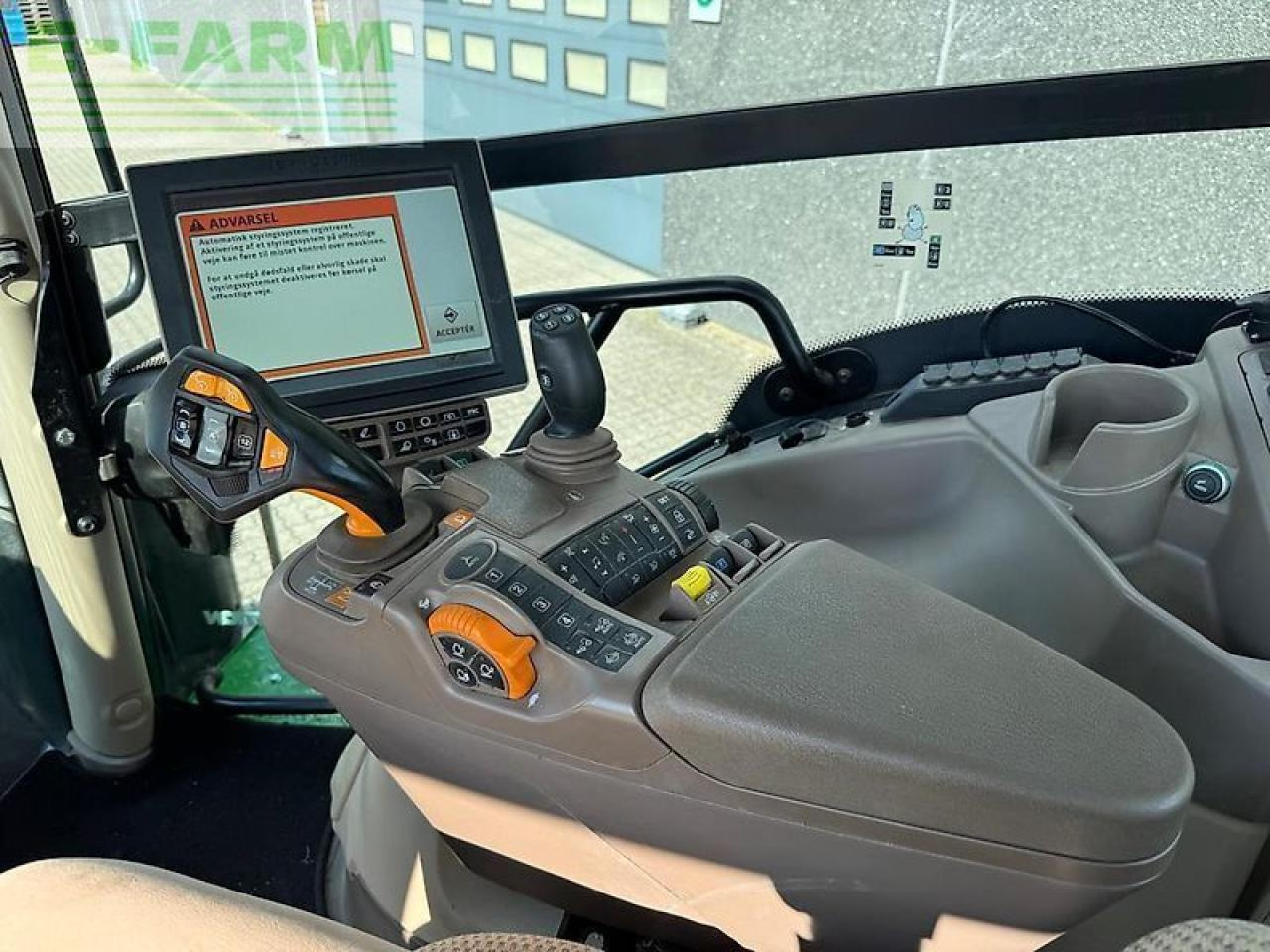 John Deere 6250r - Tractor: foto 4 John Deere 6250r - Tractor: foto 4