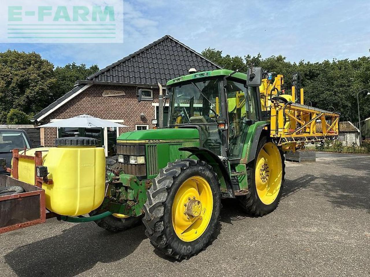 John Deere 6300 premium+dubex model 8 veldspuit - Tractor: foto 1 John Deere 6300 premium+dubex model 8 veldspuit - Tractor: foto 1