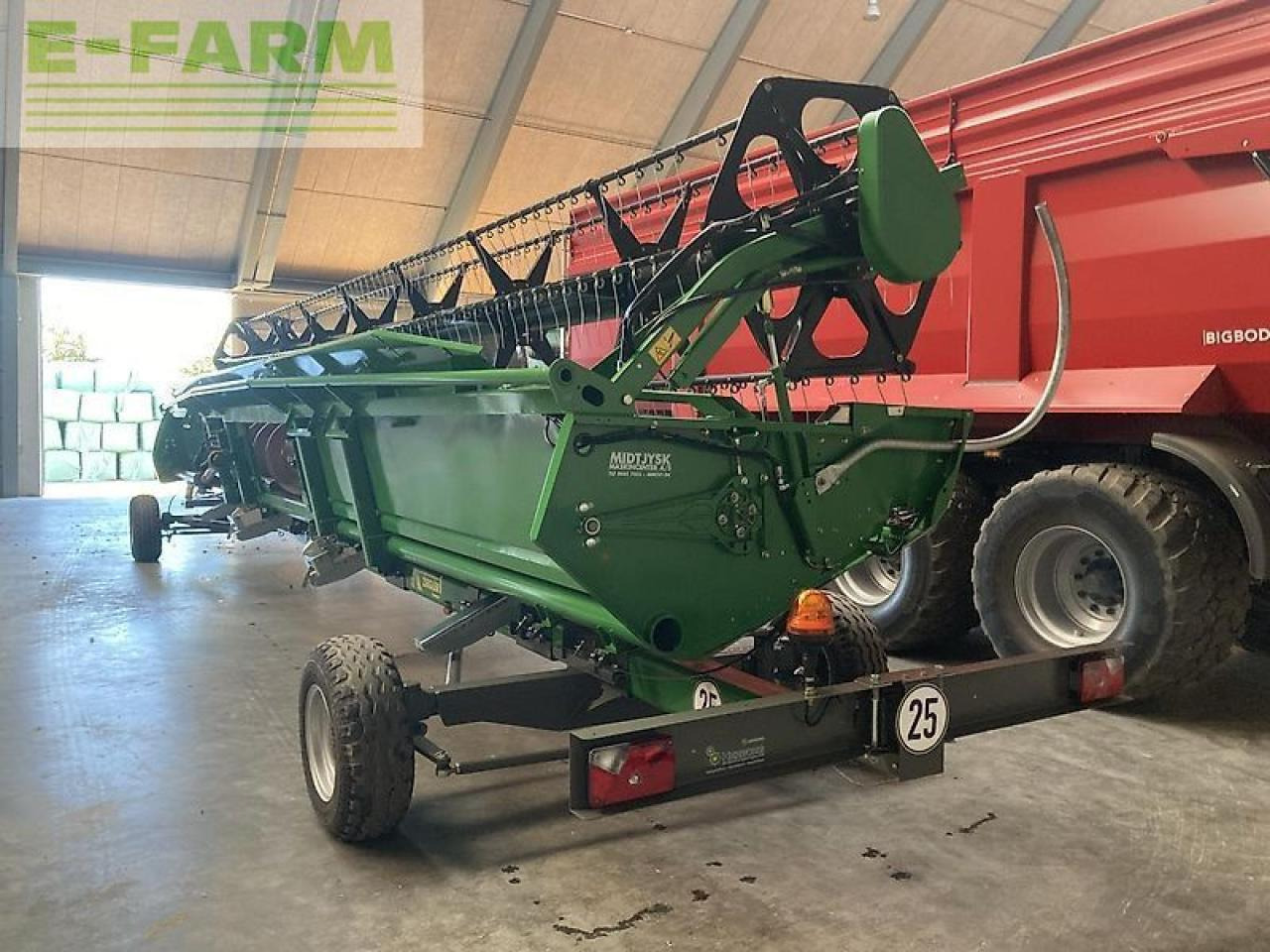 John Deere 635r - Accesorios para cosechadoras de forraje: foto 2 John Deere 635r - Accesorios para cosechadoras de forraje: foto 2