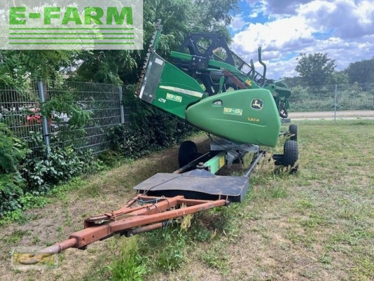 John Deere 635r inkl. rapsvorsatz und wagen - Cabezal de grano: foto 1 John Deere 635r inkl. rapsvorsatz und wagen - Cabezal de grano: foto 1