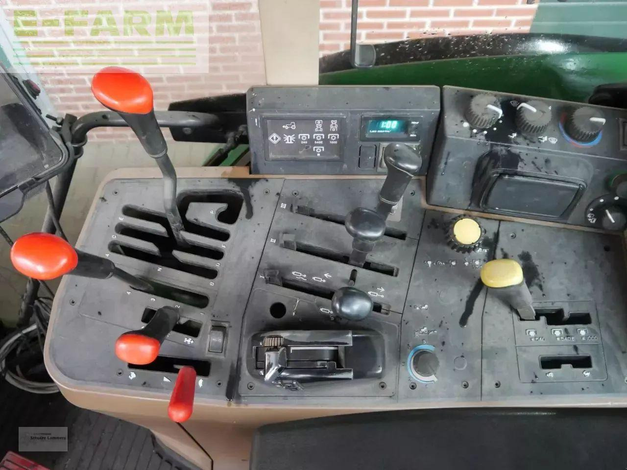 Tractor John Deere 6600 + fieldbee rtk + pflegeräder: foto 11 Tractor John Deere 6600 + fieldbee rtk + pflegeräder: foto 11