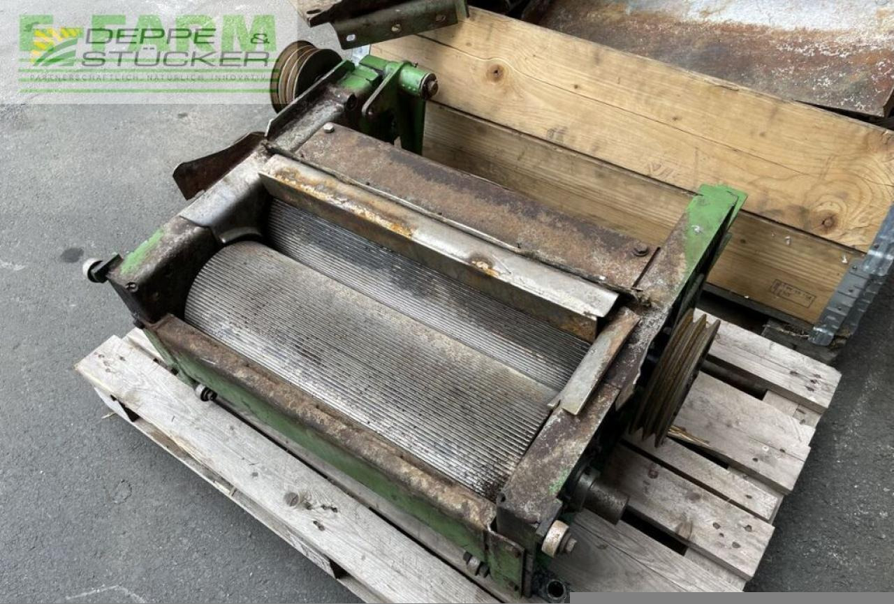 John Deere 6810 mit gebiss - Cosechadora de forraje: foto 2 John Deere 6810 mit gebiss - Cosechadora de forraje: foto 2