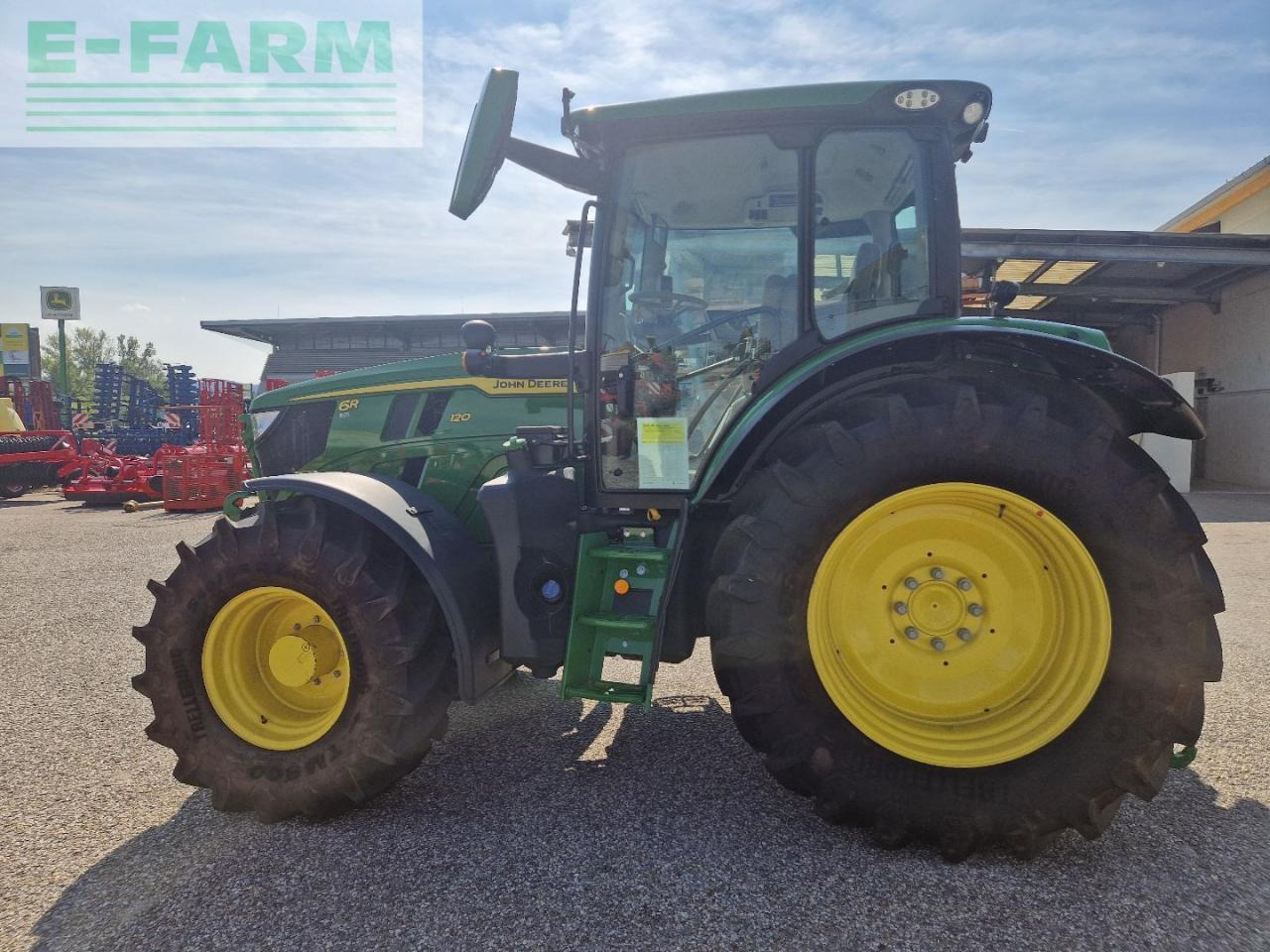 John Deere 6R 120 - Tractor: foto 2 John Deere 6R 120 - Tractor: foto 2