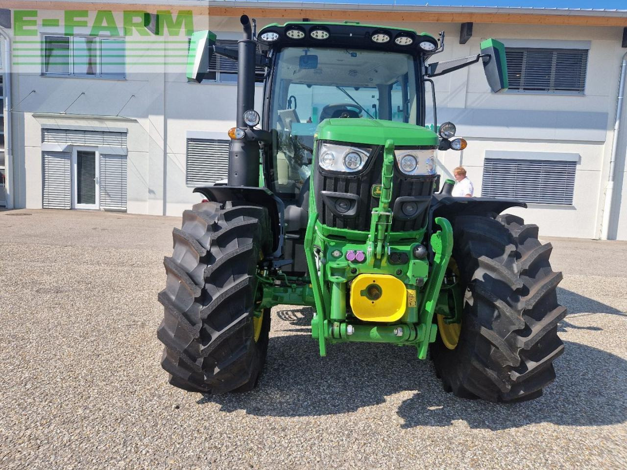 John Deere 6R 120 - Tractor: foto 3 John Deere 6R 120 - Tractor: foto 3