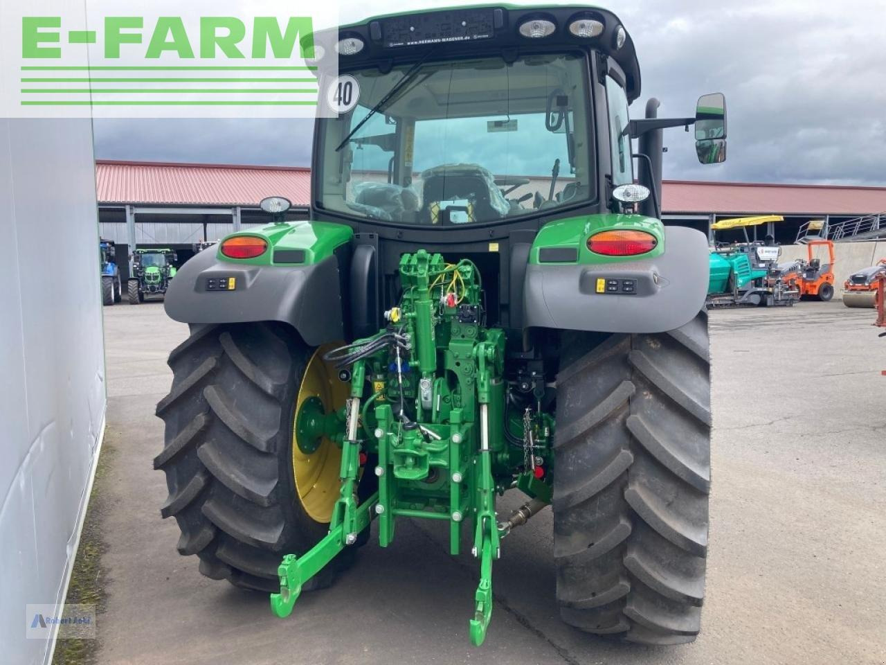 John Deere 6r 120 - Tractor: foto 3 John Deere 6r 120 - Tractor: foto 3