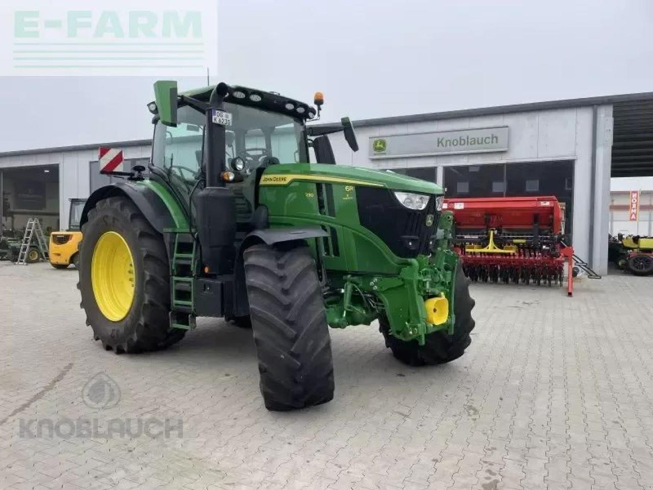 John Deere 6r 230 - Tractor: foto 1 John Deere 6r 230 - Tractor: foto 1