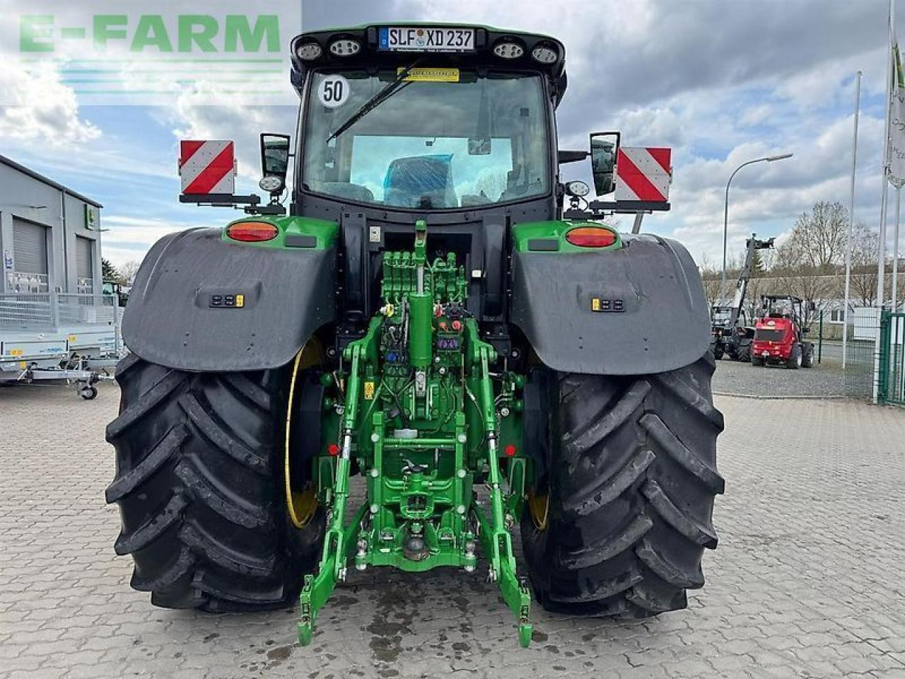 John Deere 6r 250 - Tractor: foto 4 John Deere 6r 250 - Tractor: foto 4
