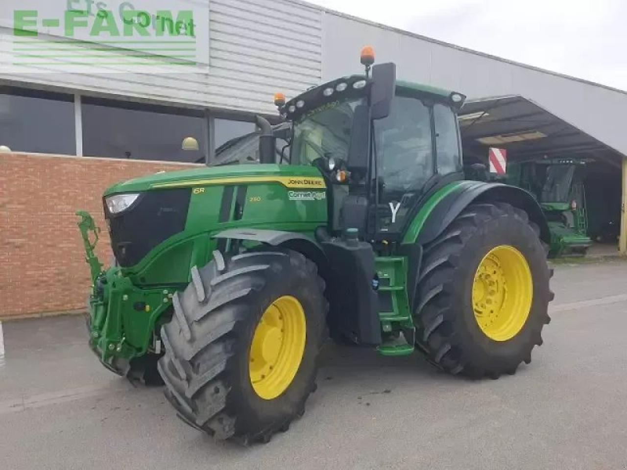 John Deere 6r 250 - Tractor: foto 1 John Deere 6r 250 - Tractor: foto 1