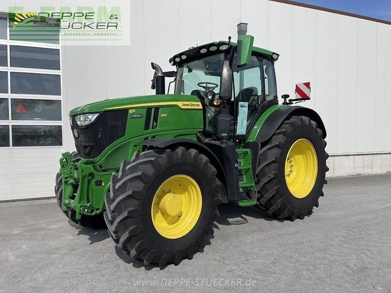 John Deere 6r 250 - Tractor: foto 1 John Deere 6r 250 - Tractor: foto 1