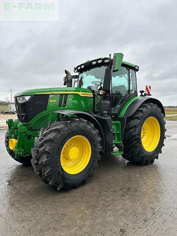 John Deere 6r250 /6r 250 - Tractor: foto 1 John Deere 6r250 /6r 250 - Tractor: foto 1